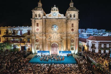  Festival Internacional de Música de Cartagena: Kolumbialainen musiikki festivaali yhdistää maailman ja tuo esiin kansallisen identiteetin